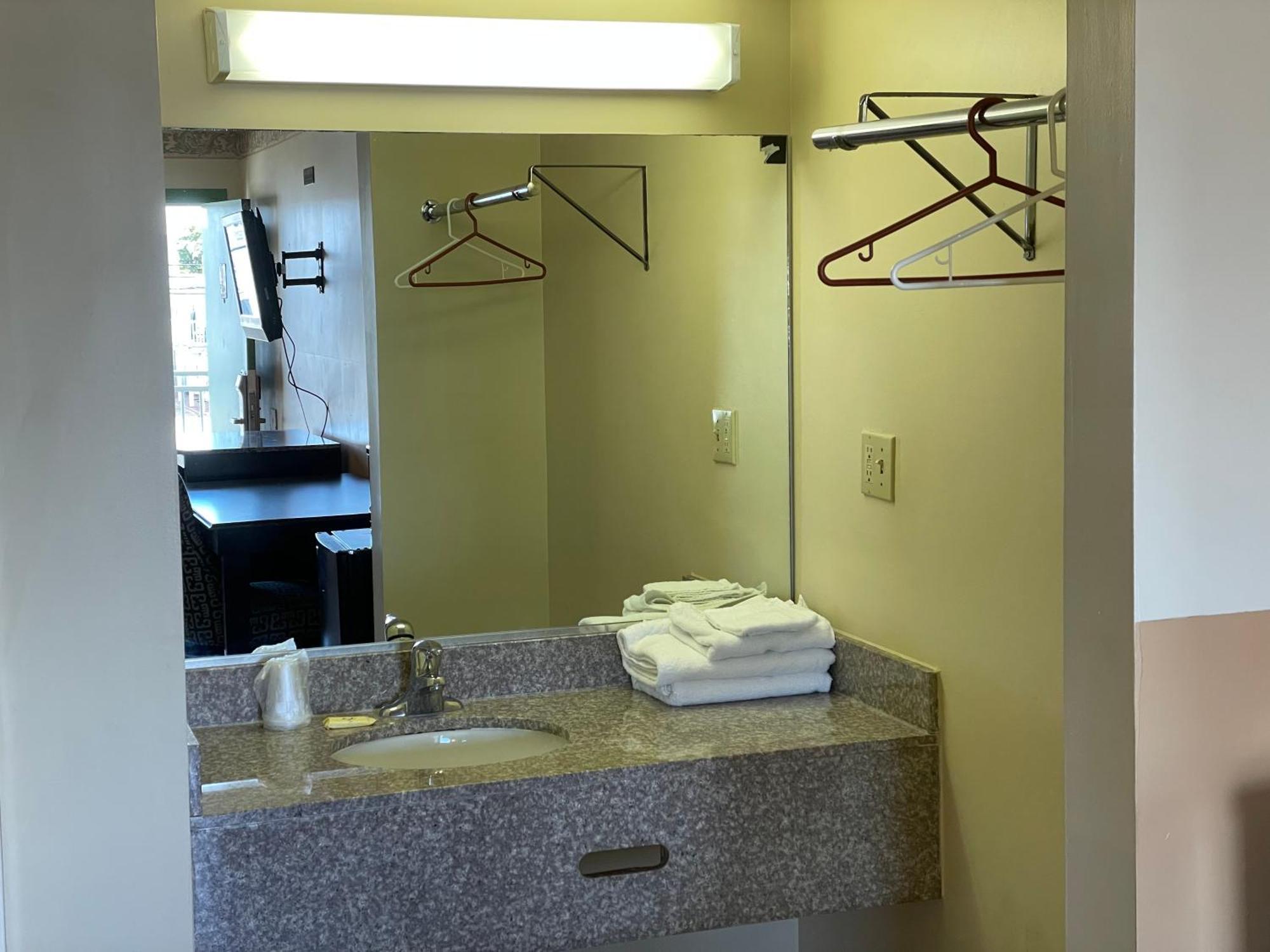 Sea Palace Inn Seaside Heights Room photo